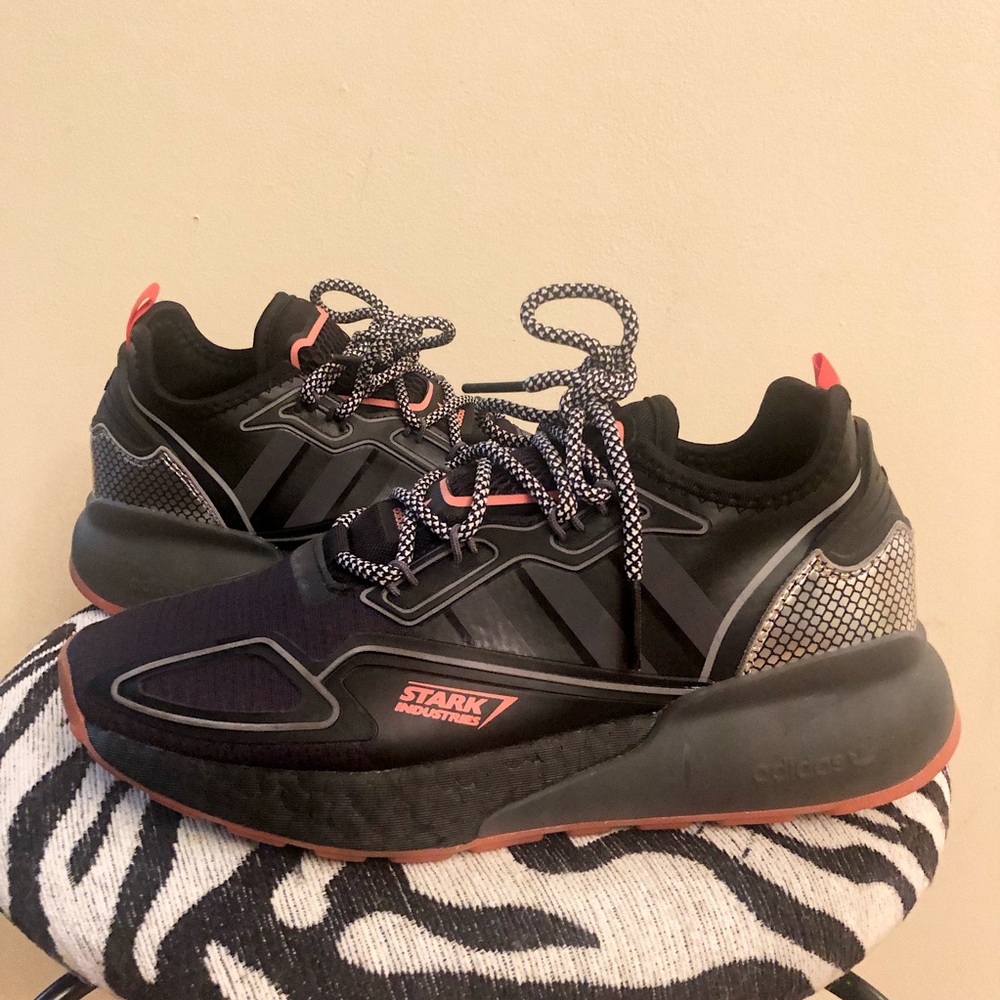 STARK INDUSTRIES ADIDAS ✨